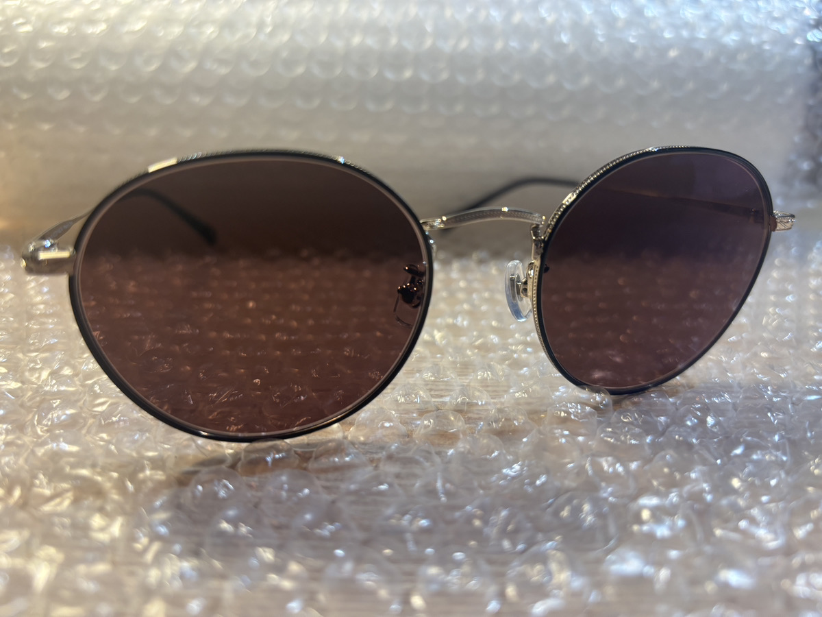 イノチグラスのメガネ